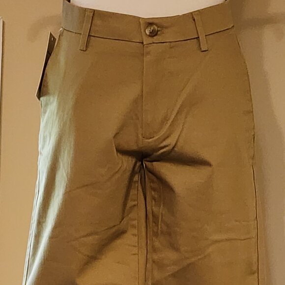 NWT Dockers Signature Khaki Beige Lux Cotton Stretch Shirt Gripper Pants 29x32 - Picture 1 of 9